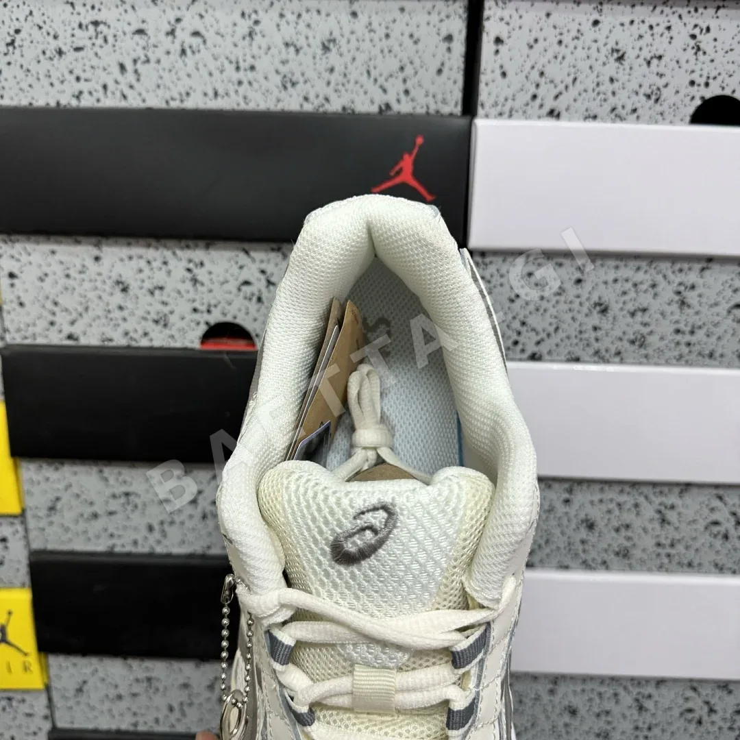 아식스 [GX] 젤 NYC 2055 1203A542-250 200542 Asics Gel-NYC 2055 Cream Steel 상세 이미지 2