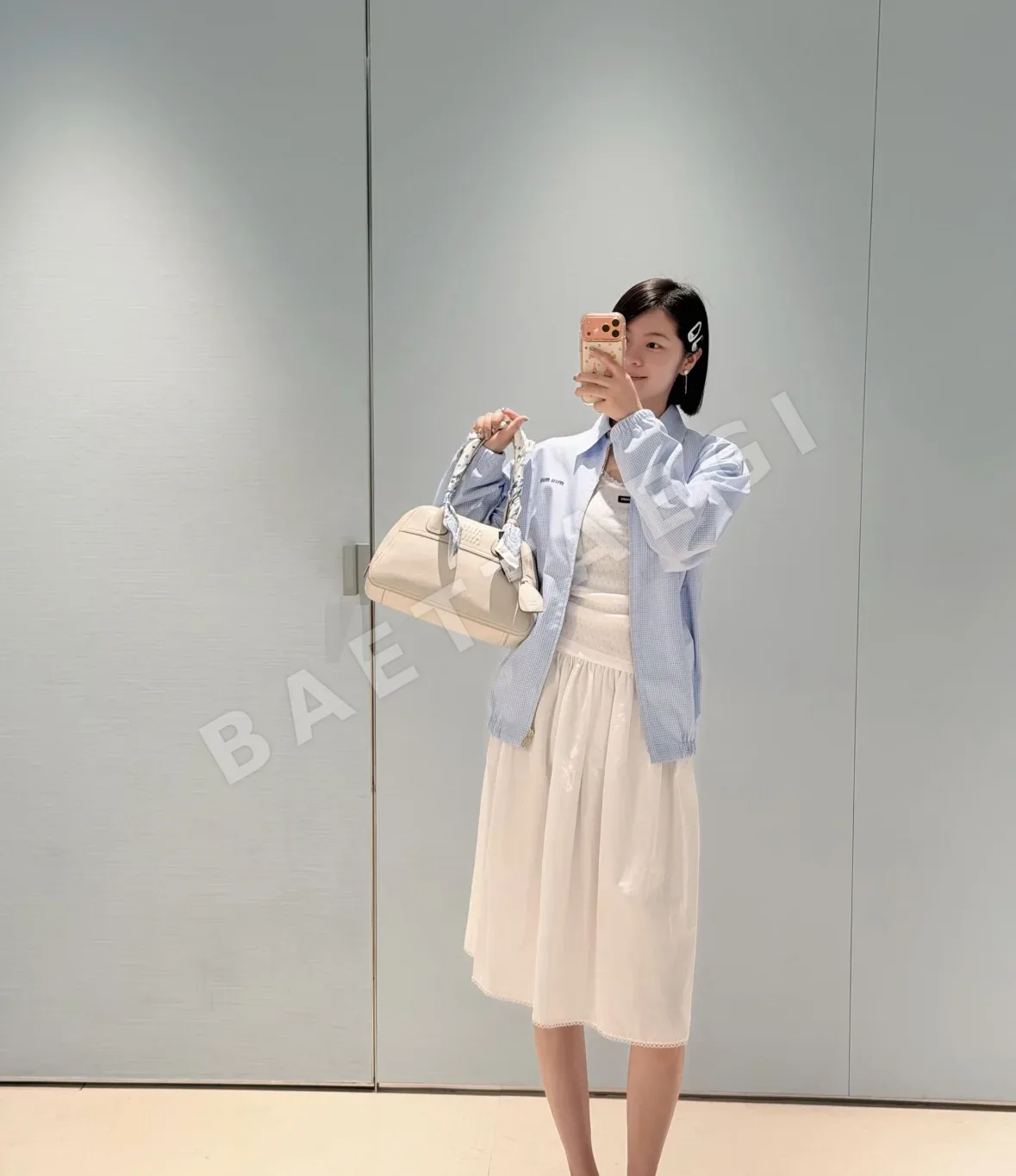 미우미우 라이트 블루 체크 재킷 여성 셔츠 상세 이미지 9