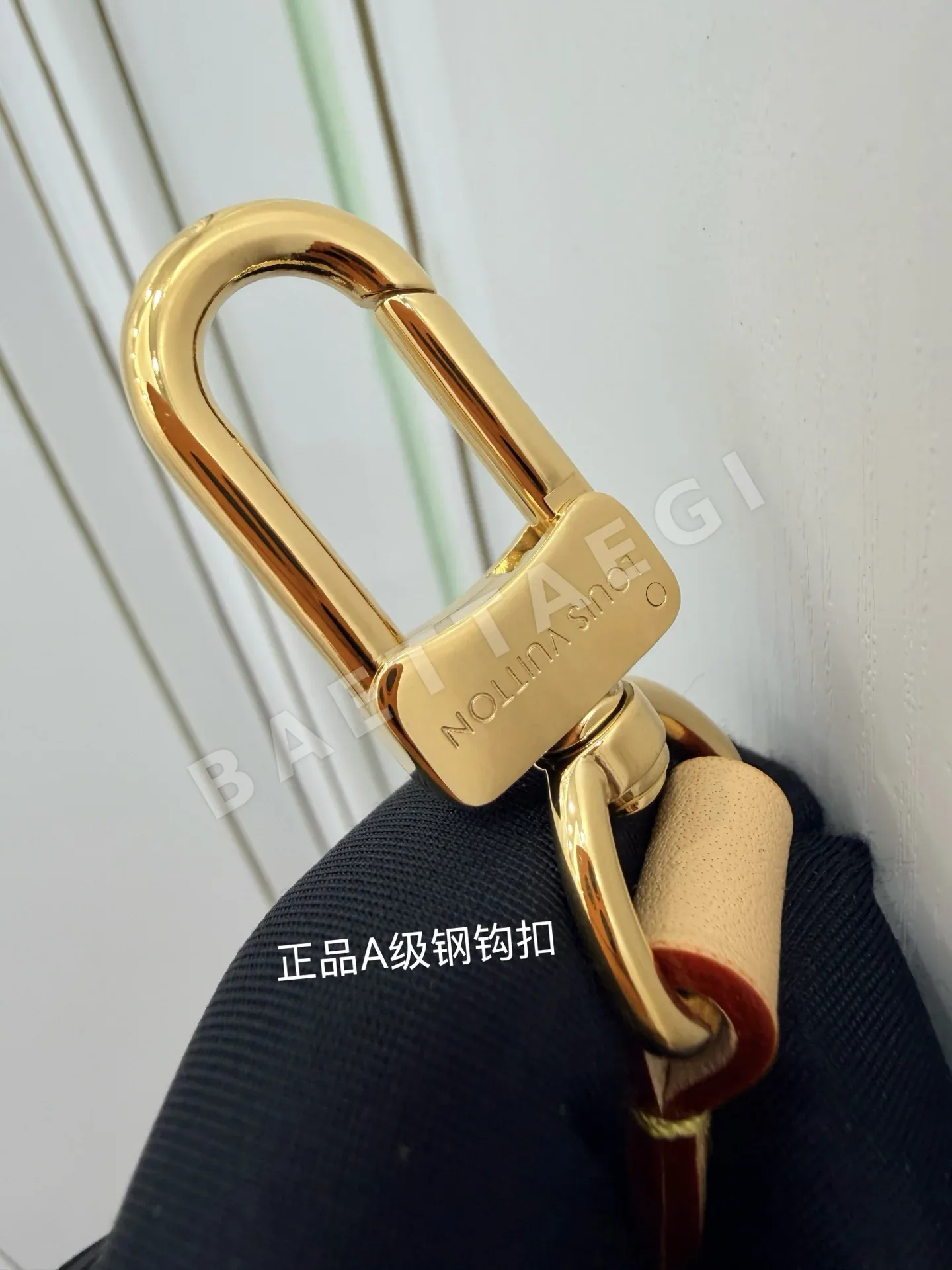 루이비통 M27825 가방 상세 이미지 7