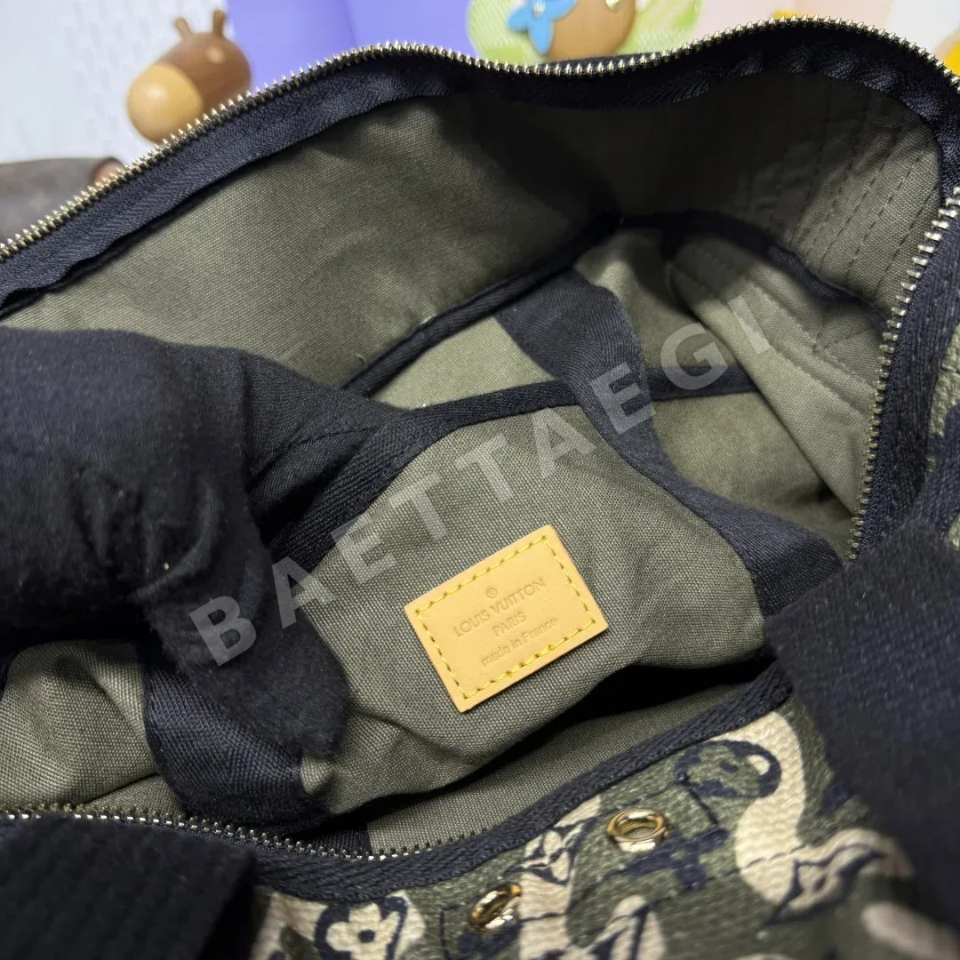 루이비통 모노그램 카모플라주 토트백 M95783 상세 이미지 8