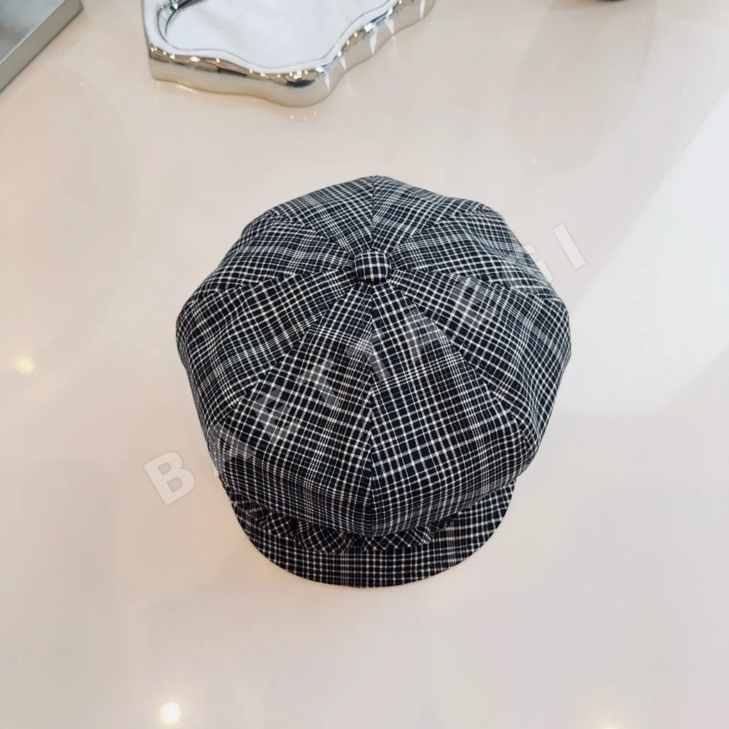 셀린느 체크무늬 팔각형 베레모 83646