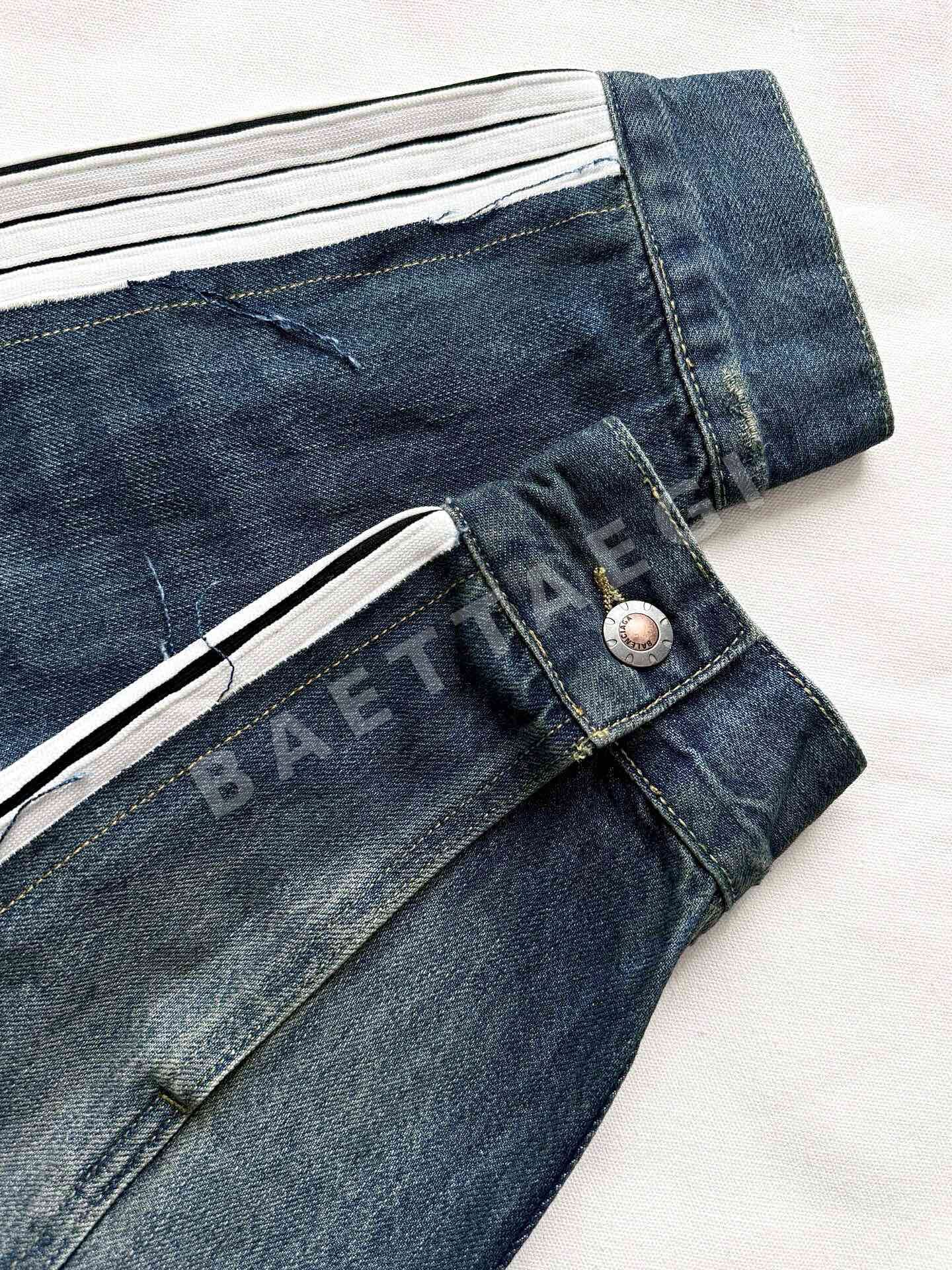 발렌시아가 리본 패턴 워시드 데님 자켓 상세 이미지 8