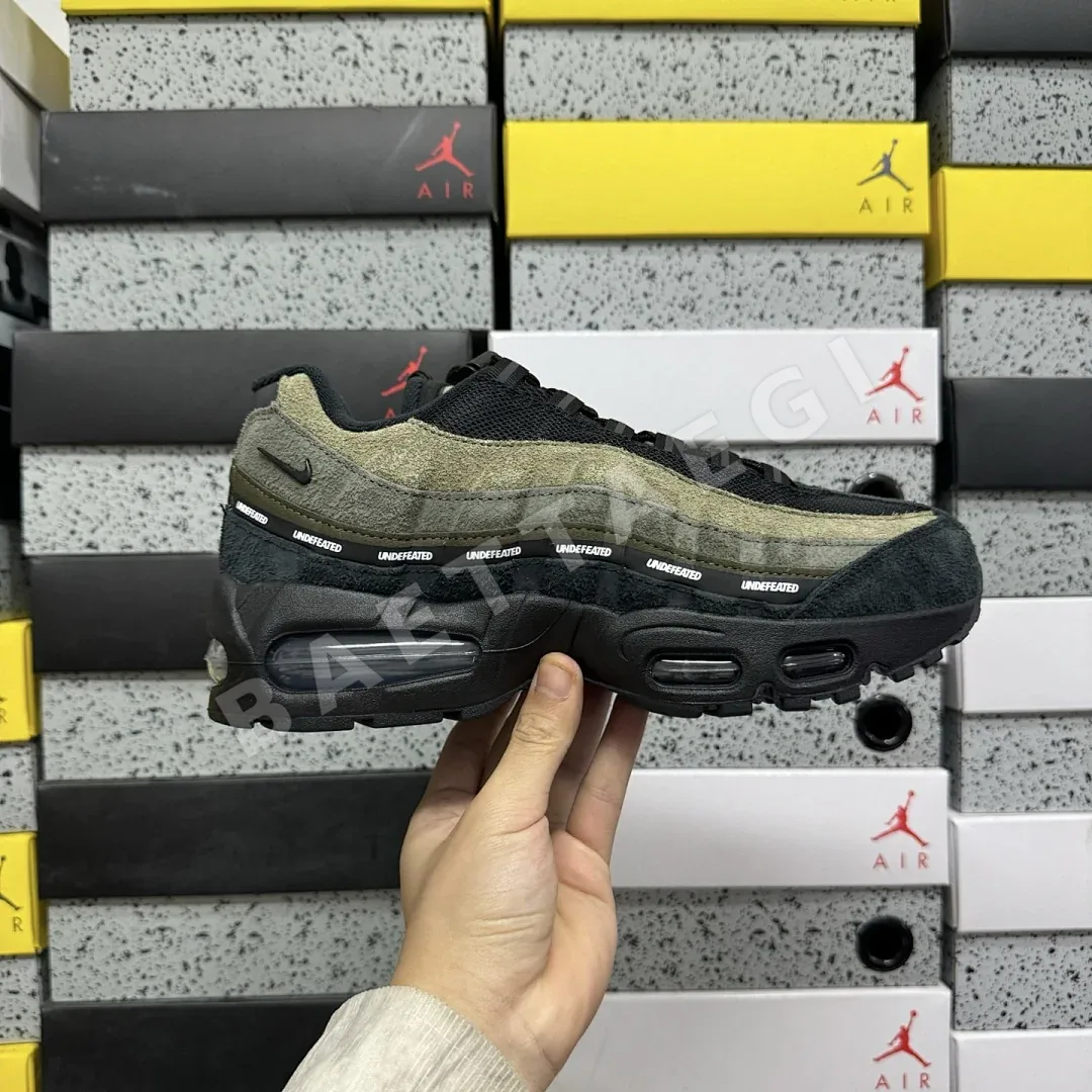 나이키 [GX] 에어 맥스 95 SP IB4523-200 201318 Nike Air Max 95 SP Undefeated Geo La Brea 상세 이미지 10