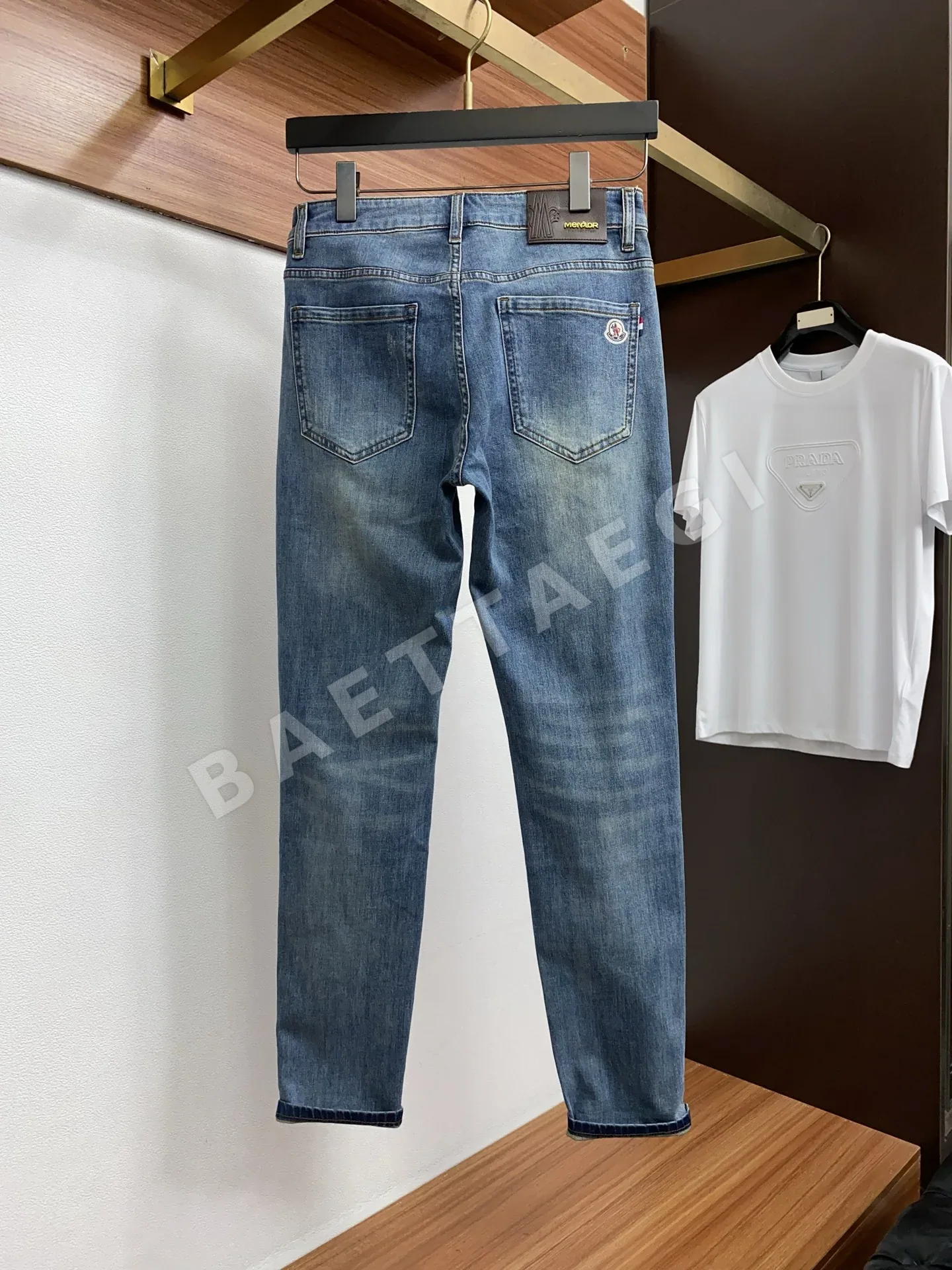 몽클레르 남성 데님 바지 상세 이미지 8