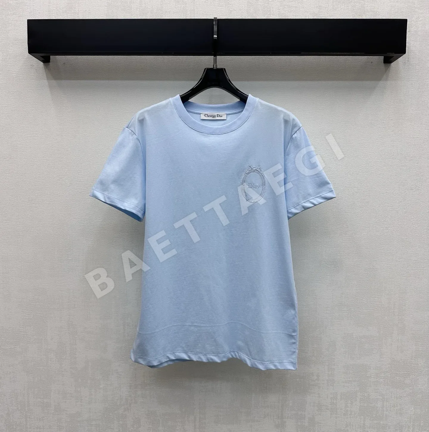 디올 크루넥 자수 반팔 티셔츠 51869
