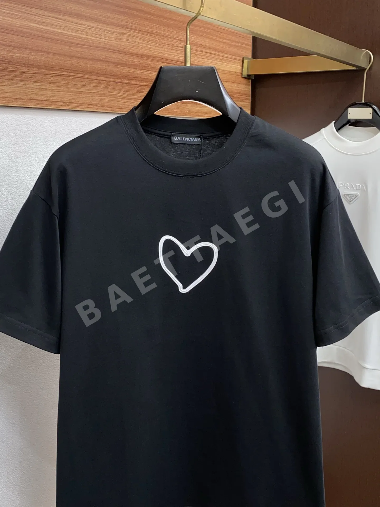 발렌시아가 남성 코튼 크루넥 반팔 티셔츠 상세 이미지 2