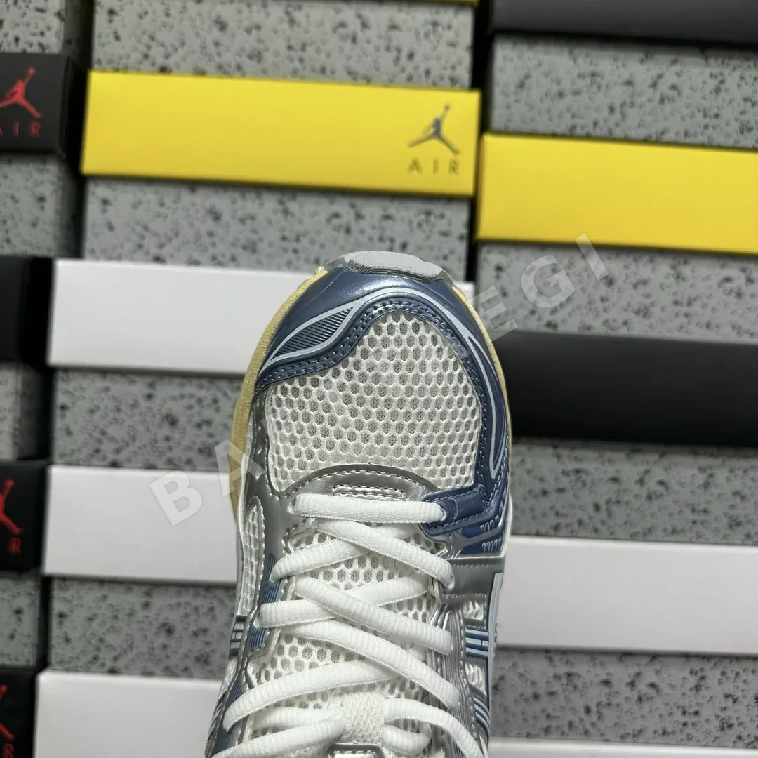 아식스 [LZ] 젤 카야노 14 1203A537-102 200570 Asics Gel-Kayano 14 Cream Metallic Blue 상세 이미지 2