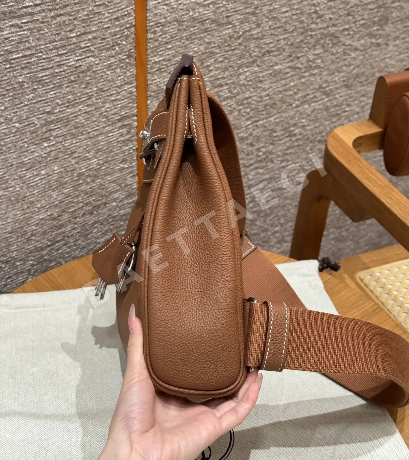 에르메스 핵 아 도 토고 가죽 백팩 상세 이미지 4