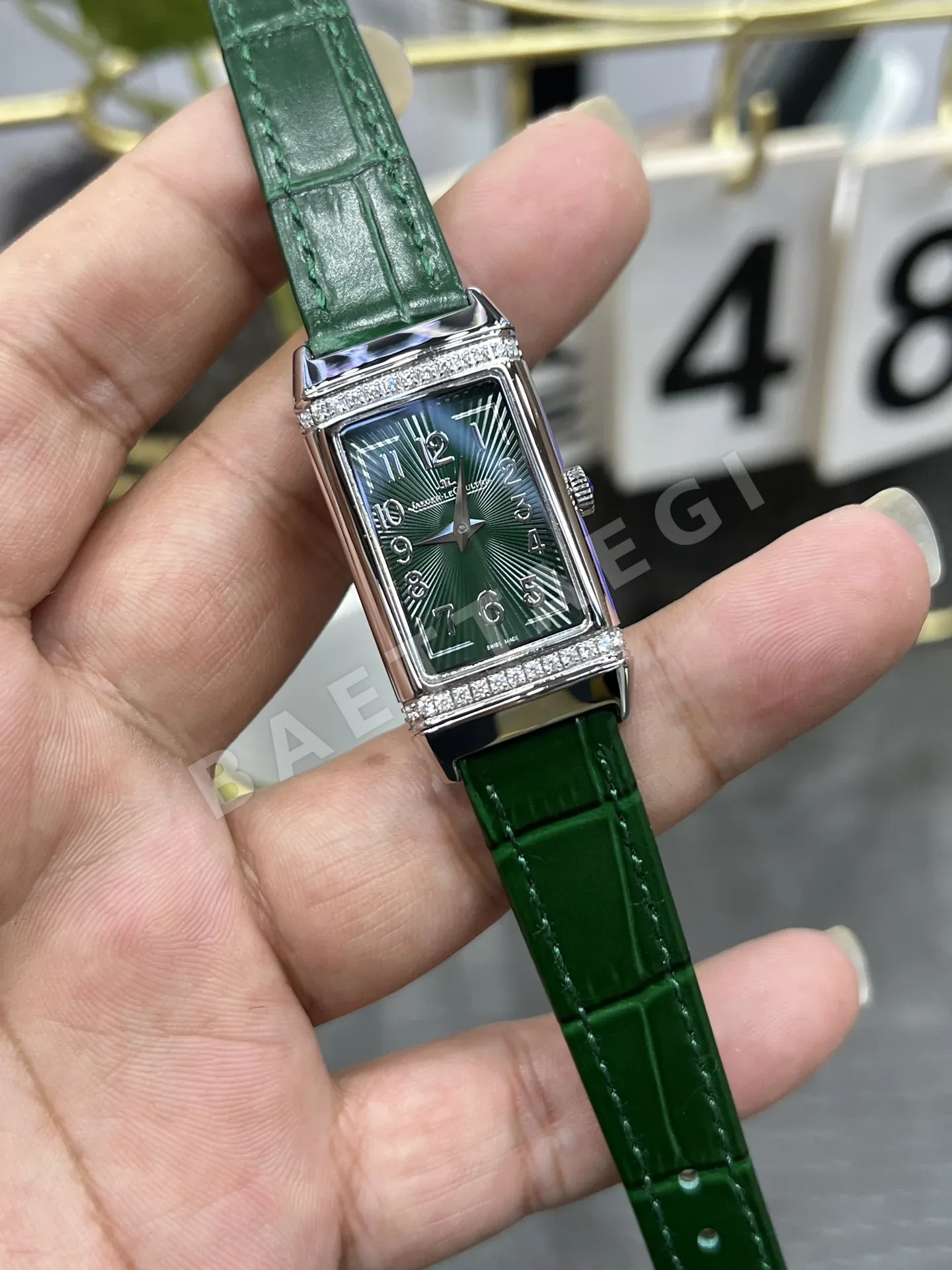 예거르쿨트르 예거 르쿨트르 리베르소 여성용 쿼츠 레플리카 42944 Jaeger LeCoultre 상세 이미지 2