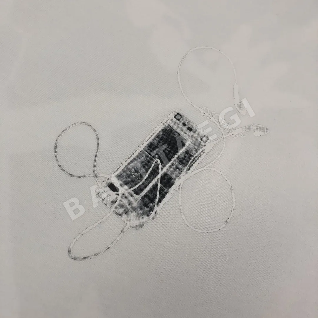 오프화이트 남성 크루넥 반팔 티셔츠 상세 이미지 6