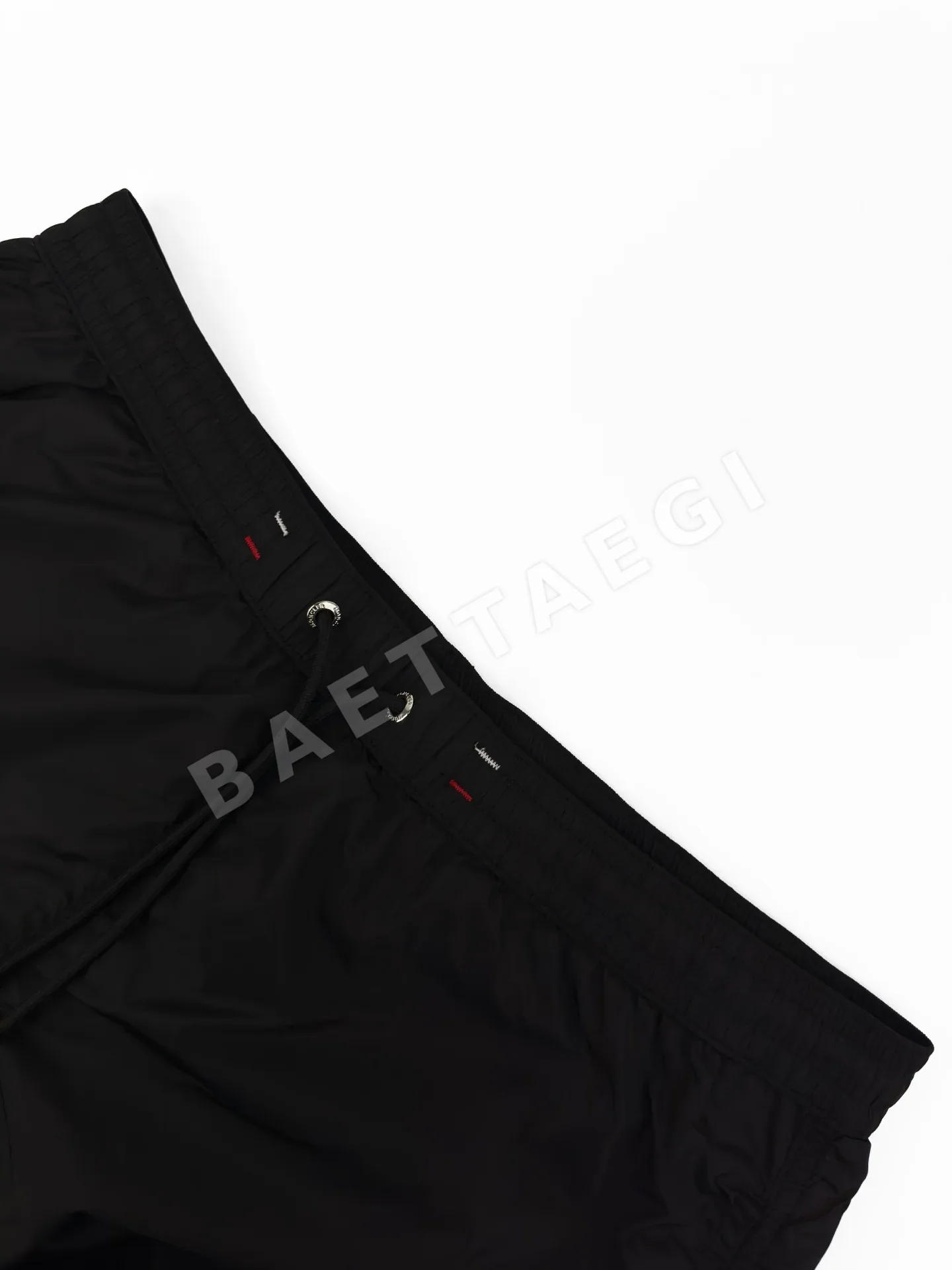 몽클레르 패치 라벨 메시 나일론 남성 반바지 상세 이미지 3