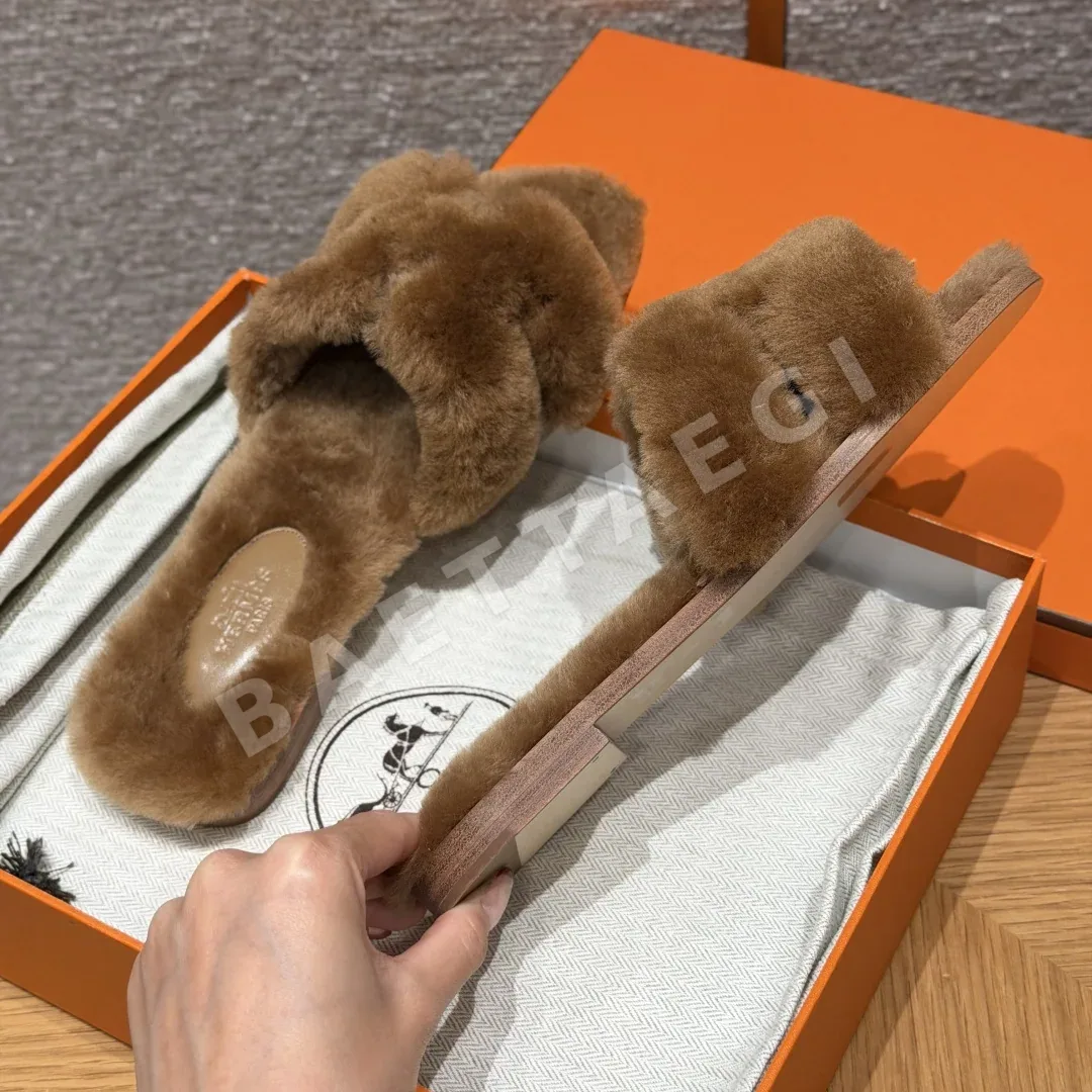 에르메스 오란 샌들 카키 울 가죽 H 컷아웃 상세 이미지 5