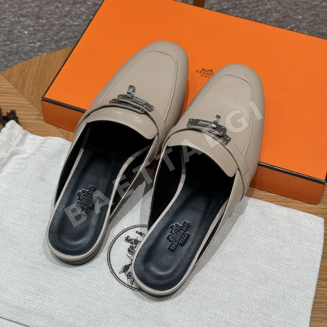 에르메스 샌들 가죽 실버 버클 165676