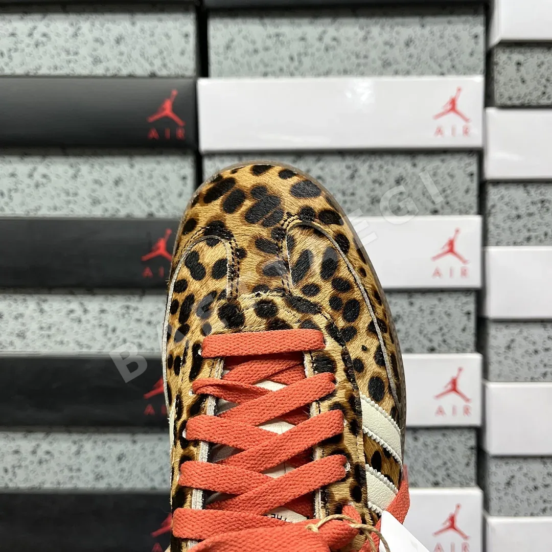 아디다스 [GOD] 삼바 OG JI2734 200849 Adidas Samba OG Preloved Red Leopard 상세 이미지 6