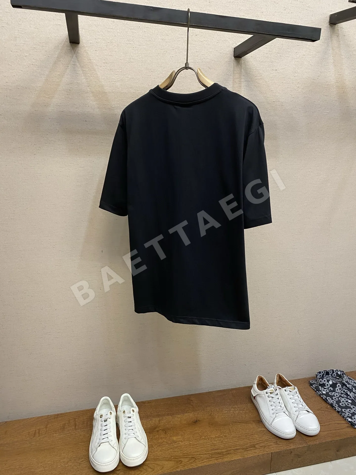 구찌 웹빙 러기지 크루넥 반팔 티셔츠 상세 이미지 2