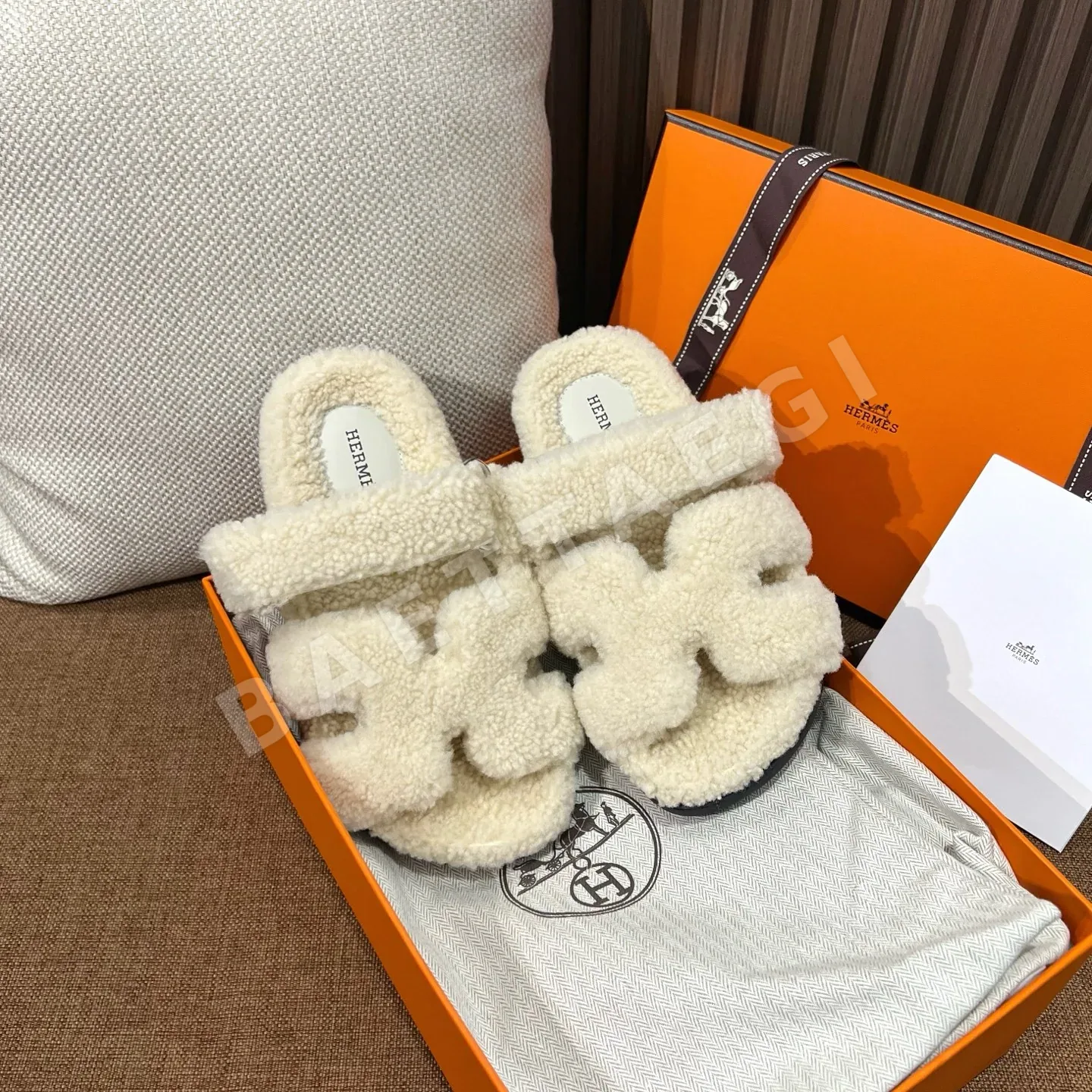 에르메스 샌들 가죽 슈퍼 퍼 187744