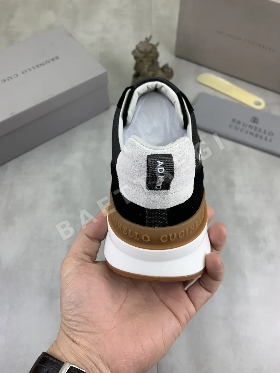 브루넬로쿠치넬리 로우탑 스니커즈 9714 상세 이미지 8