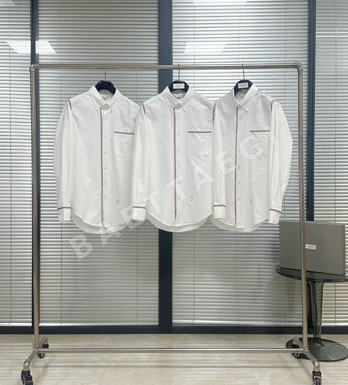 톰브라운 리본 장식 긴팔 셔츠 46559