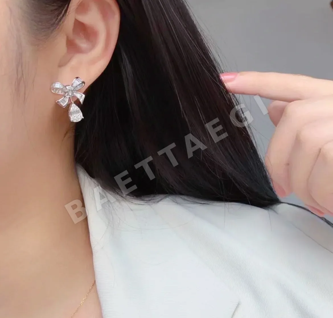 그라프 나비 모티브 925 스털링 실버 귀걸이 125044