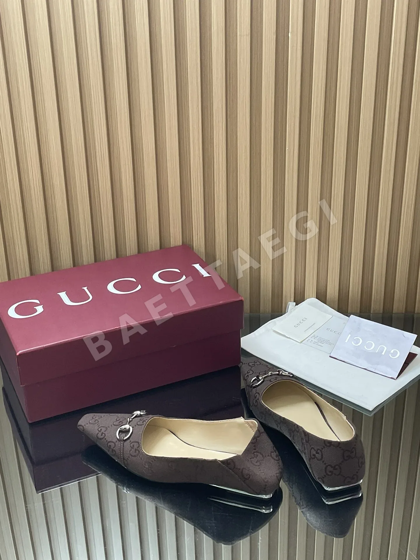 구찌 비토리아 스퀘어토 플랫 뮬 힐 상세 이미지 6
