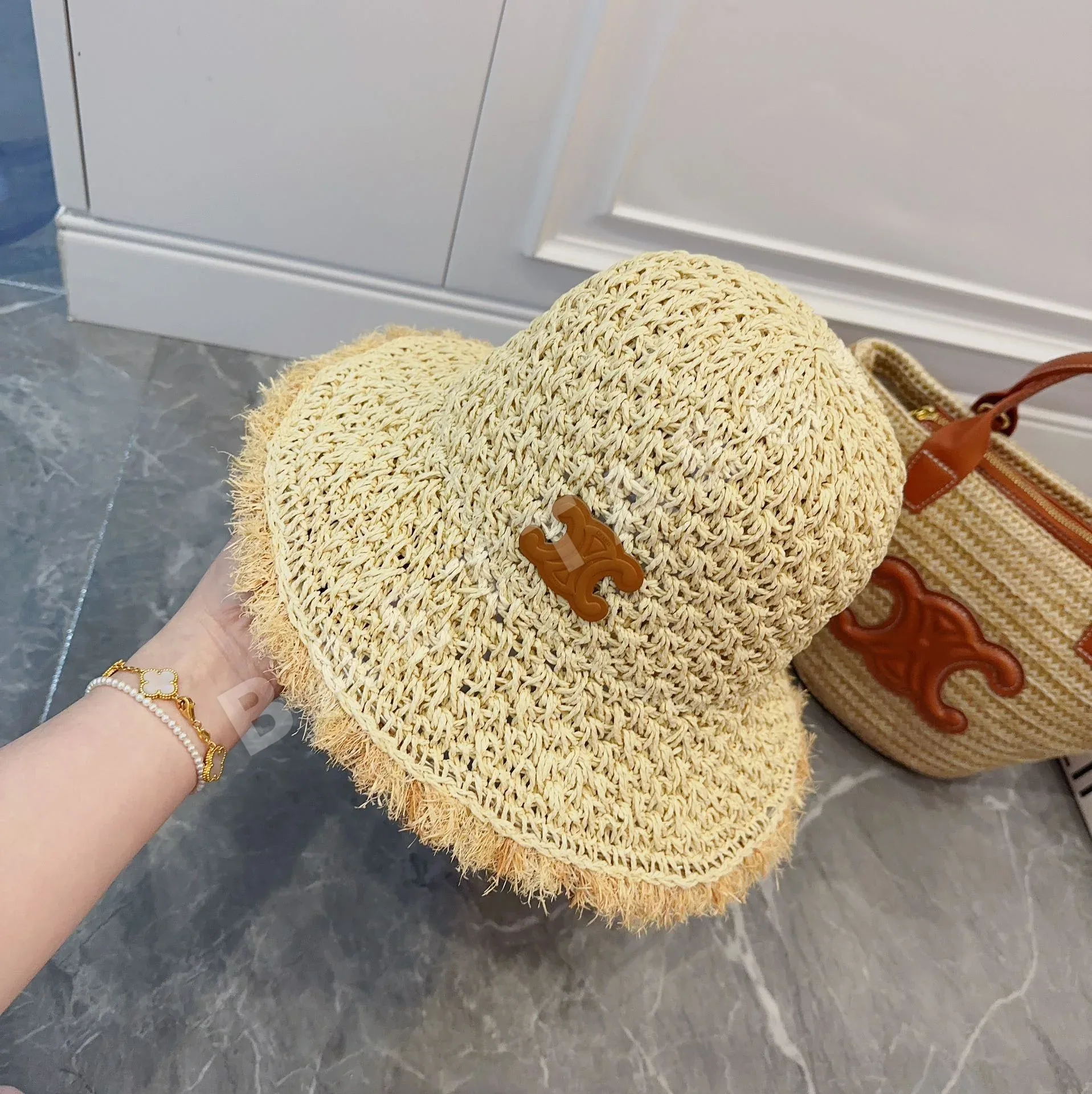 셀린느 밀짚 모자 상세 이미지 7