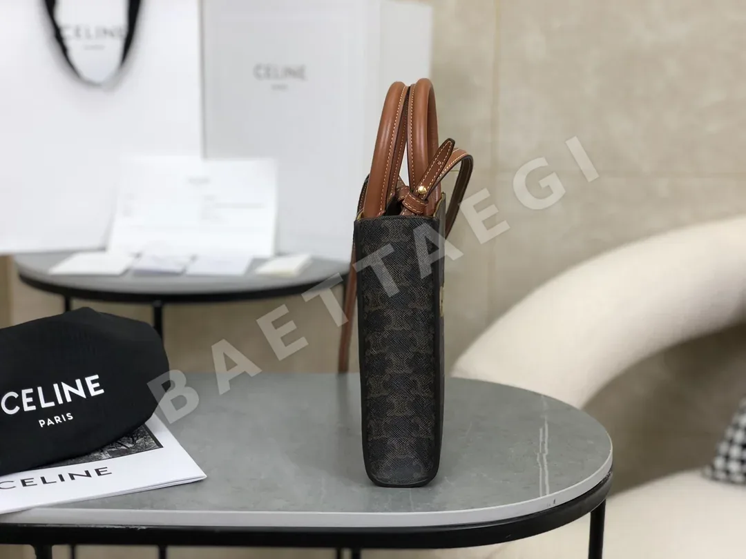 셀린느 미니 자수 모노그램 토트백 상세 이미지 3