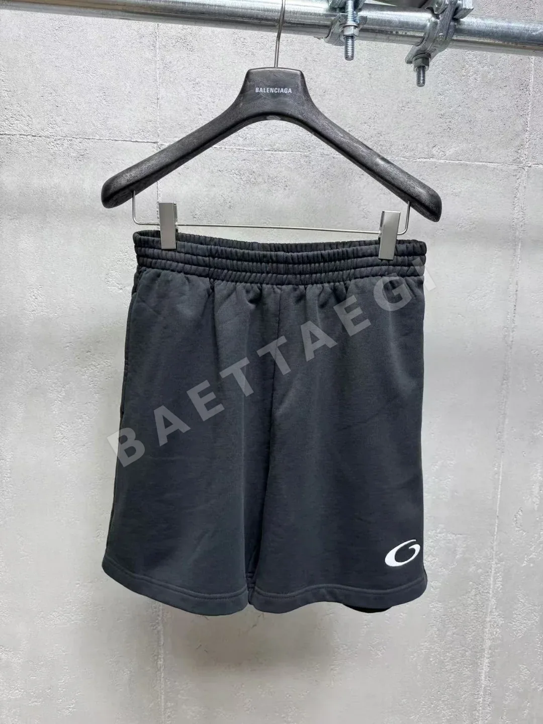 발렌시아가 남성 반바지 상세 이미지 7