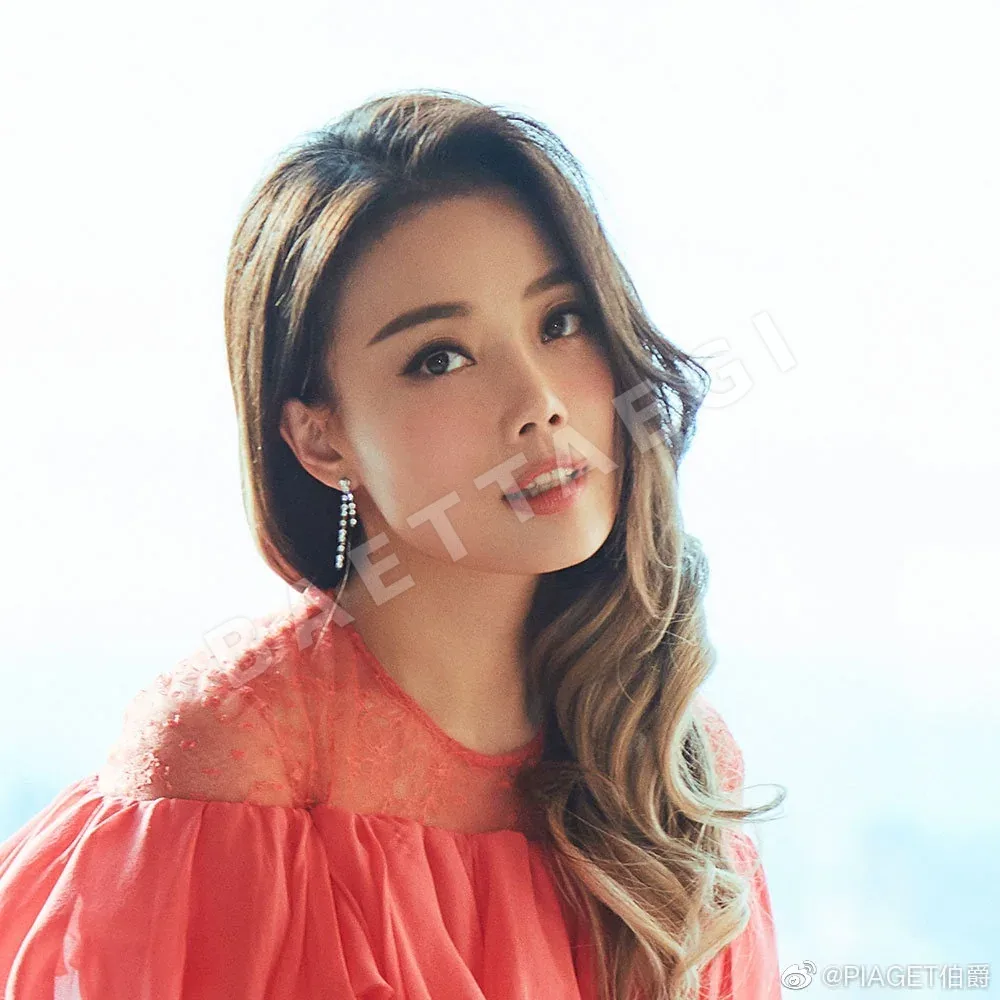 피아제 티어드롭 다이아몬드 귀걸이 상세 이미지 8