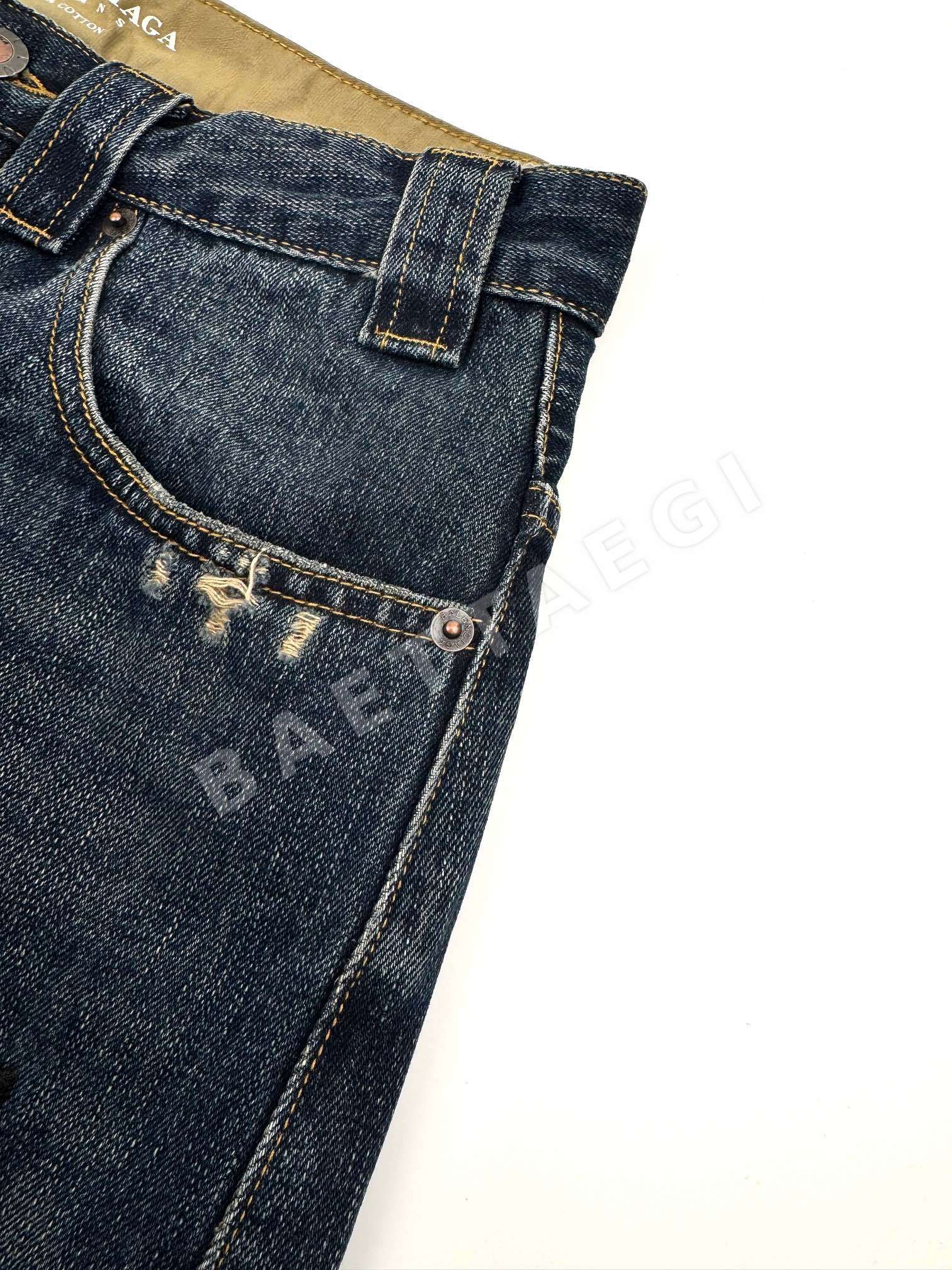 발렌시아가 블랙 로고 자수 데님 남성 바지 상세 이미지 6