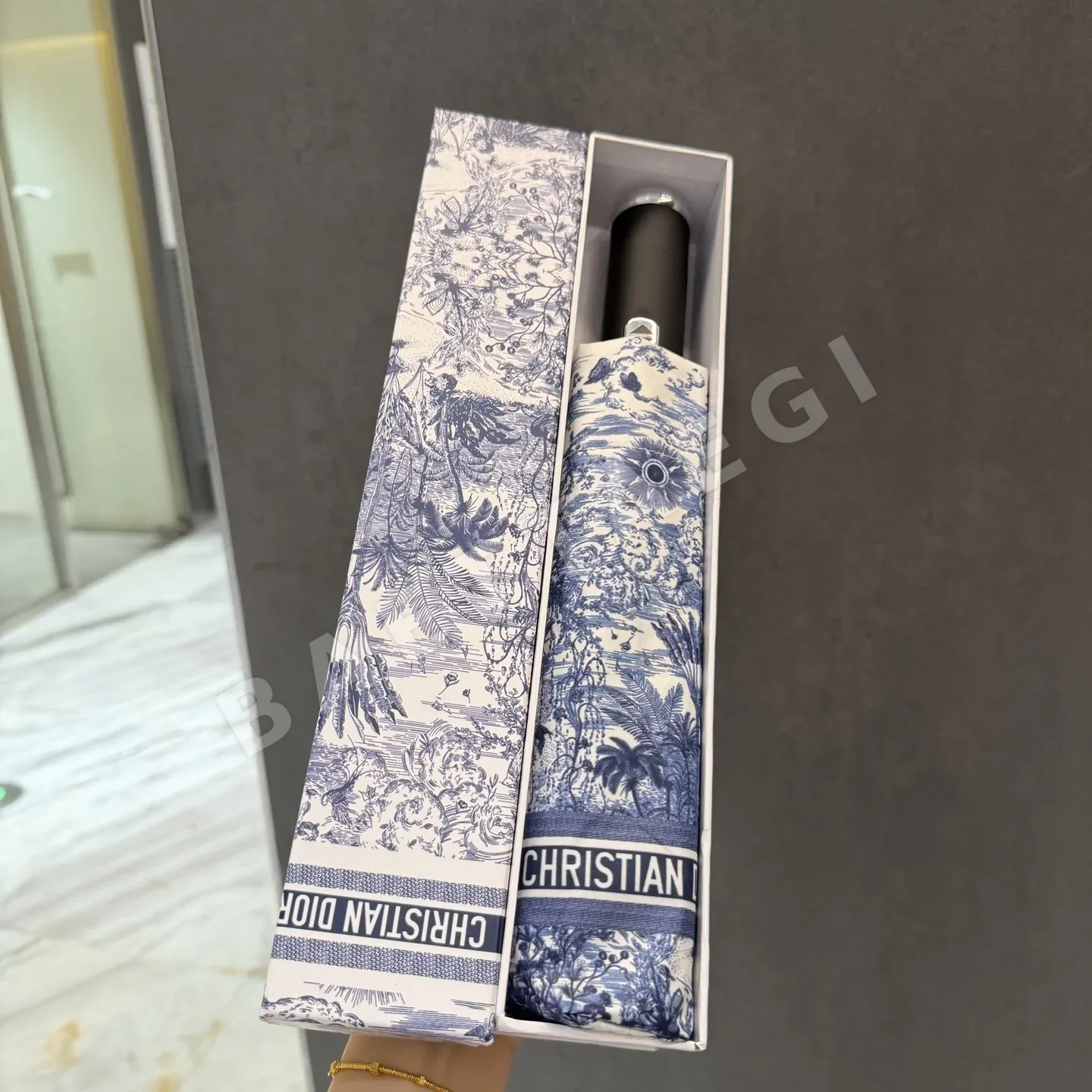 디올 3단 자동 접이식 우산 85591