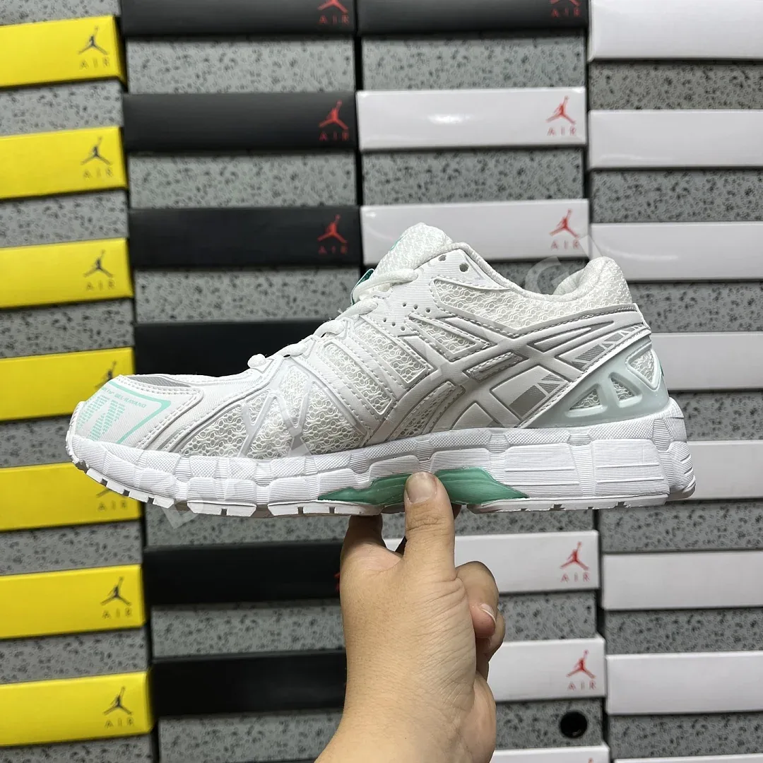 아식스 [TOP] 젤 카야노 20 1203A388-105 200422 Asics Gel-Kayano 20 상세 이미지 5