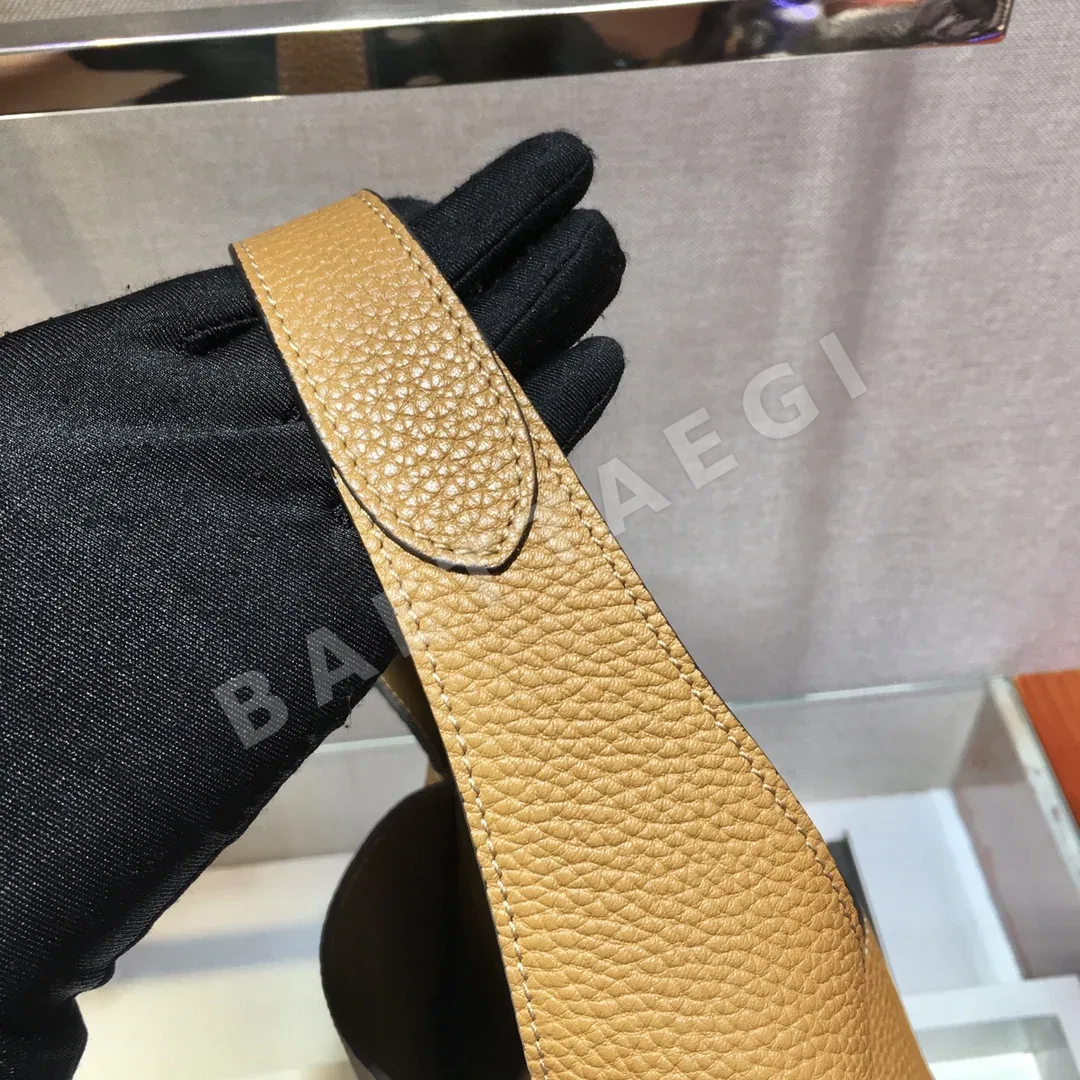 프라다 카프스킨 바스켓 토트백 1BC127 상세 이미지 7