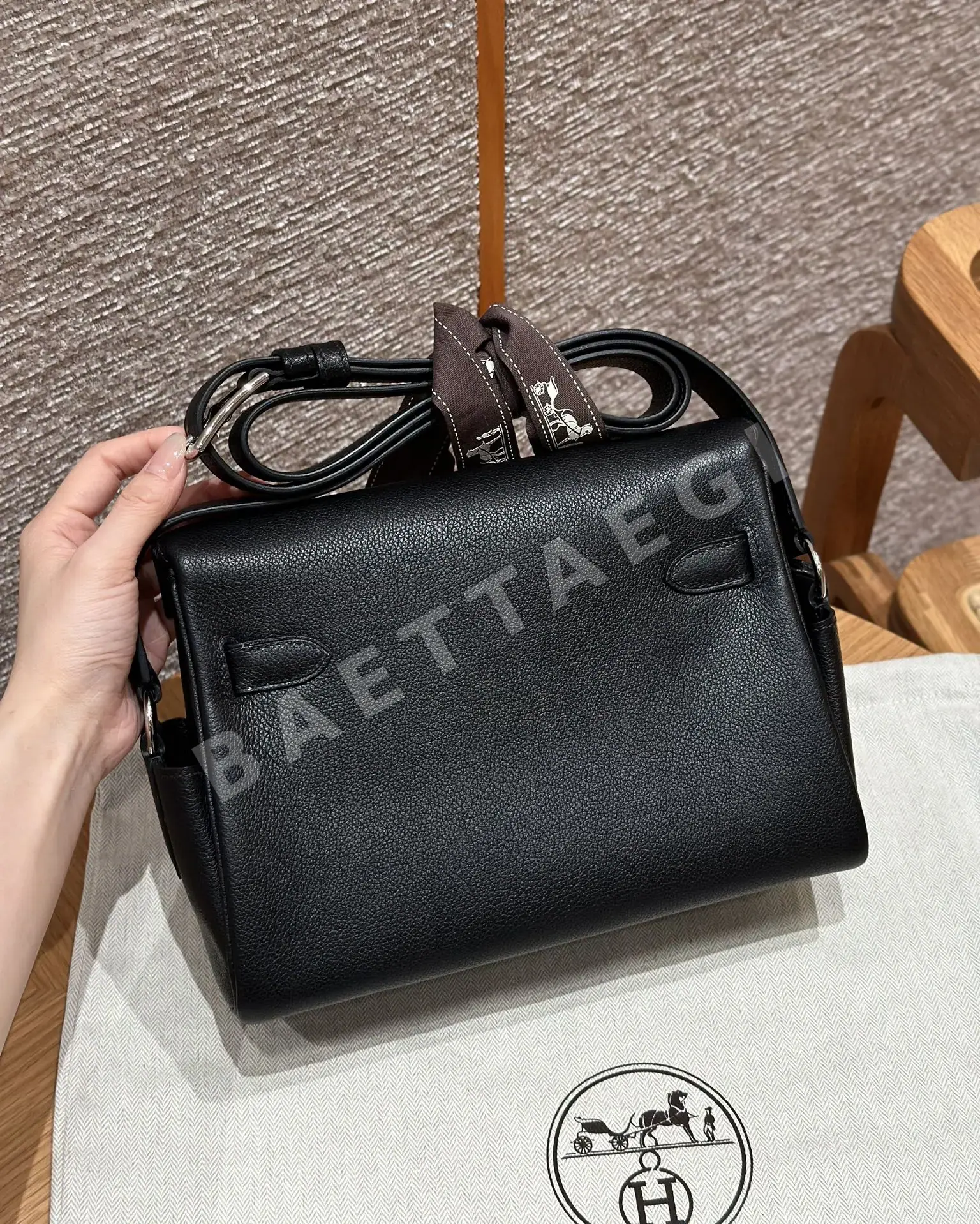 에르메스 켈리 메신저 가방 상세 이미지 2