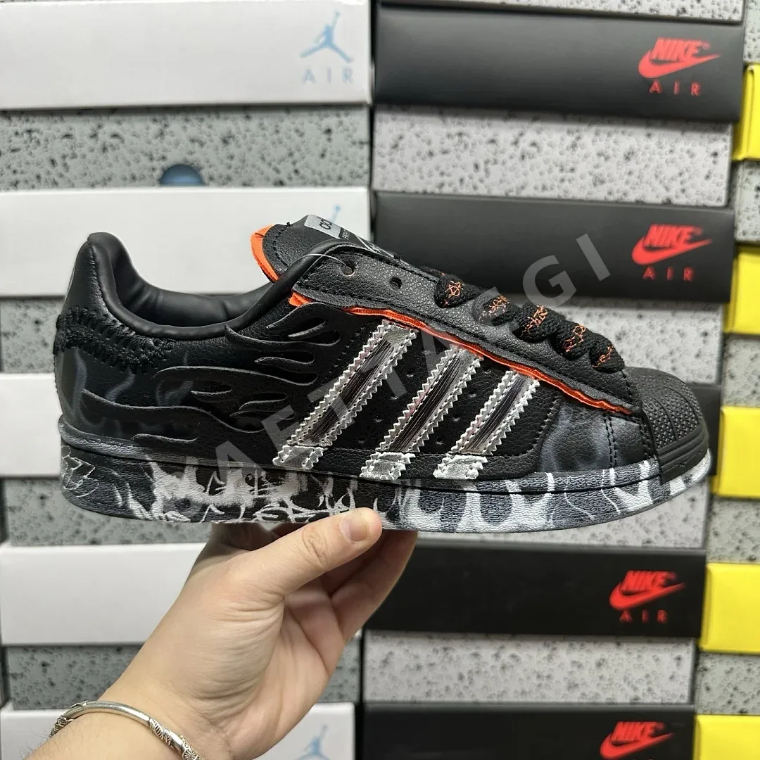 아디다스 [XD] 슈퍼스타 KI5306 200839 Adidas Superstar Hellstar 상세 이미지 4