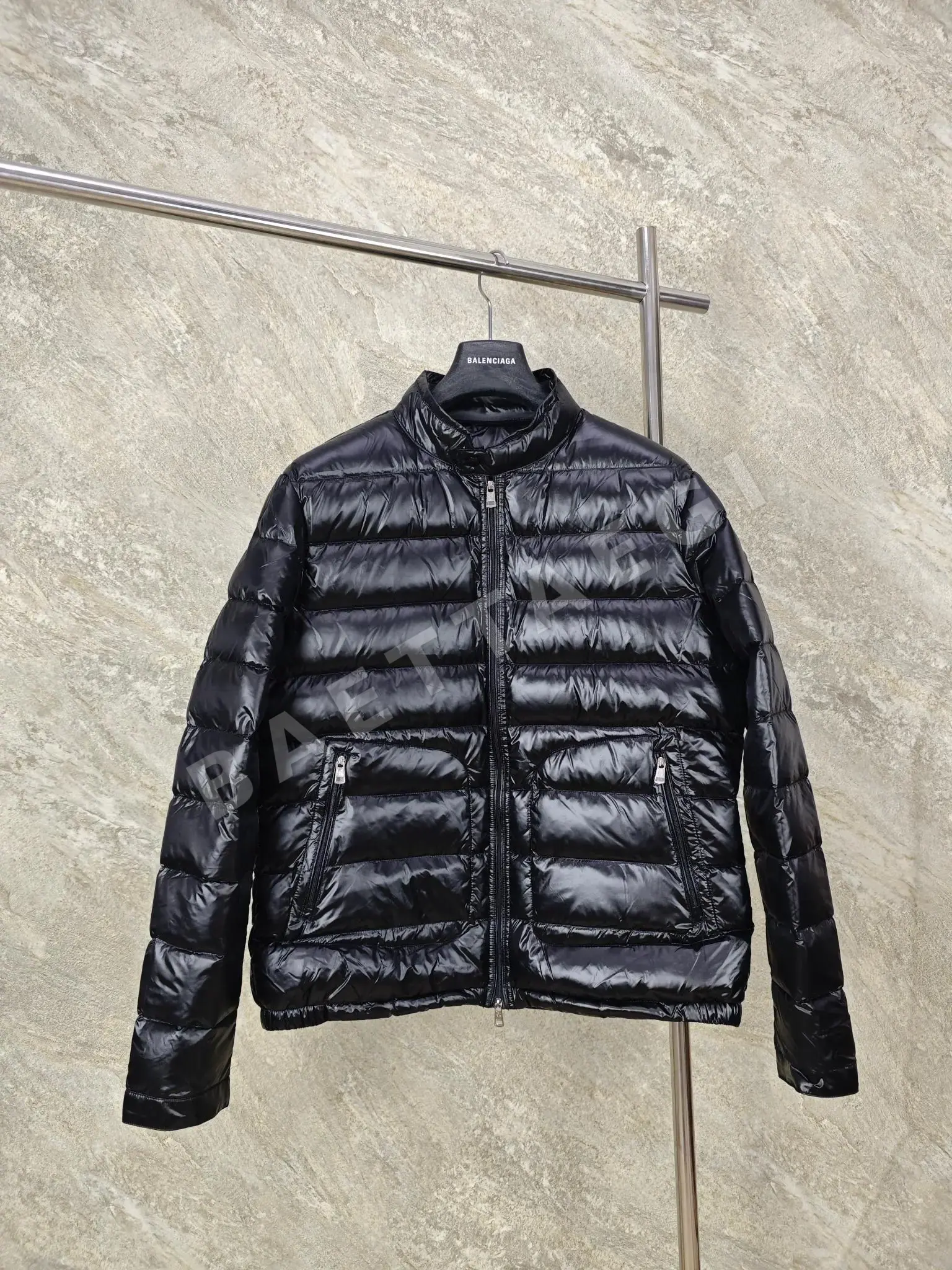 몽클레르 아코루스 쇼트 다운 자켓 158177