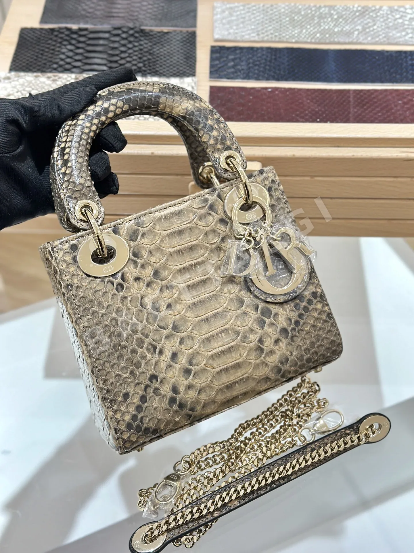 디올 가방 16780