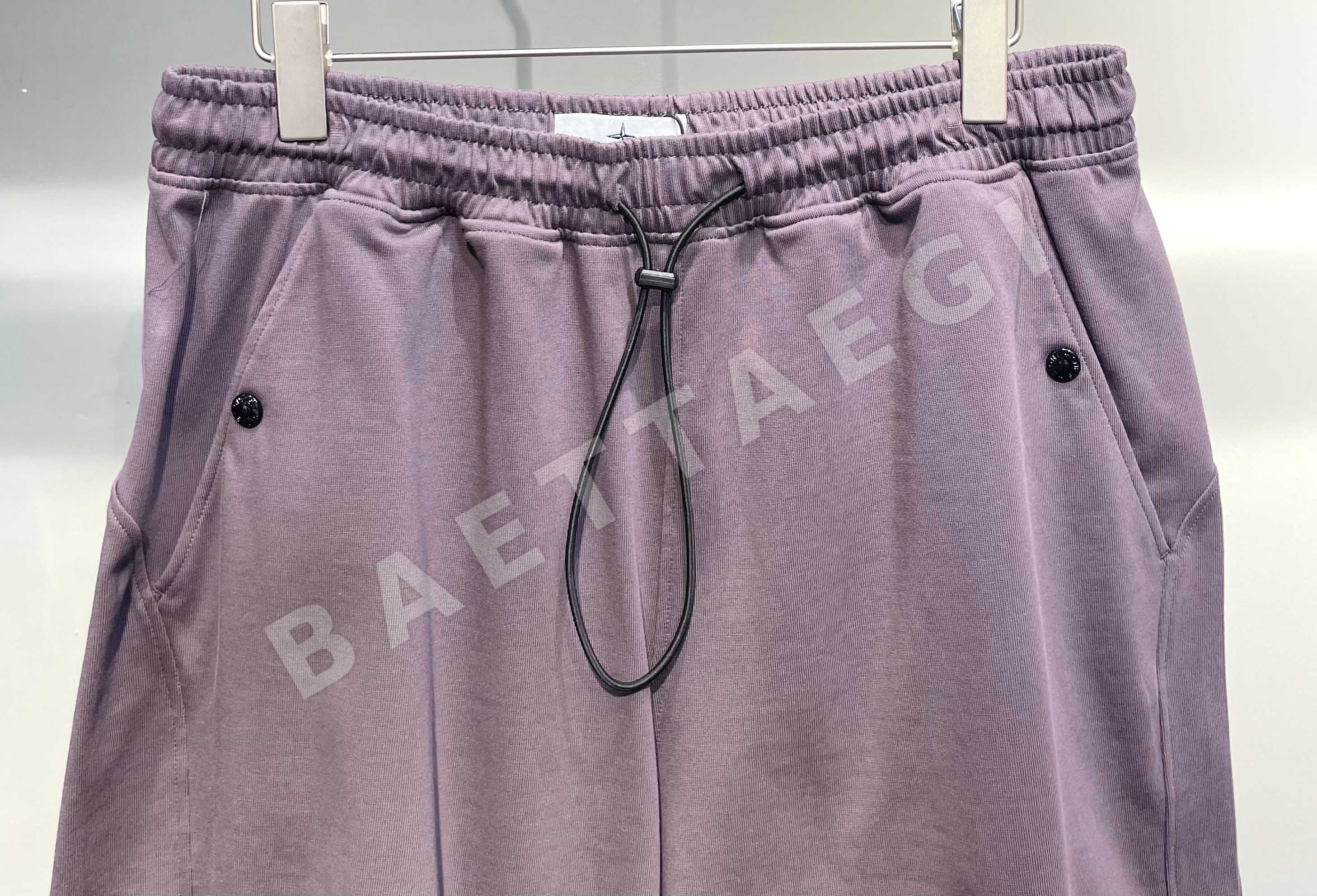 스톤아일랜드 컴퍼스 패치 프린트 고무 허리 반바지 상세 이미지 3