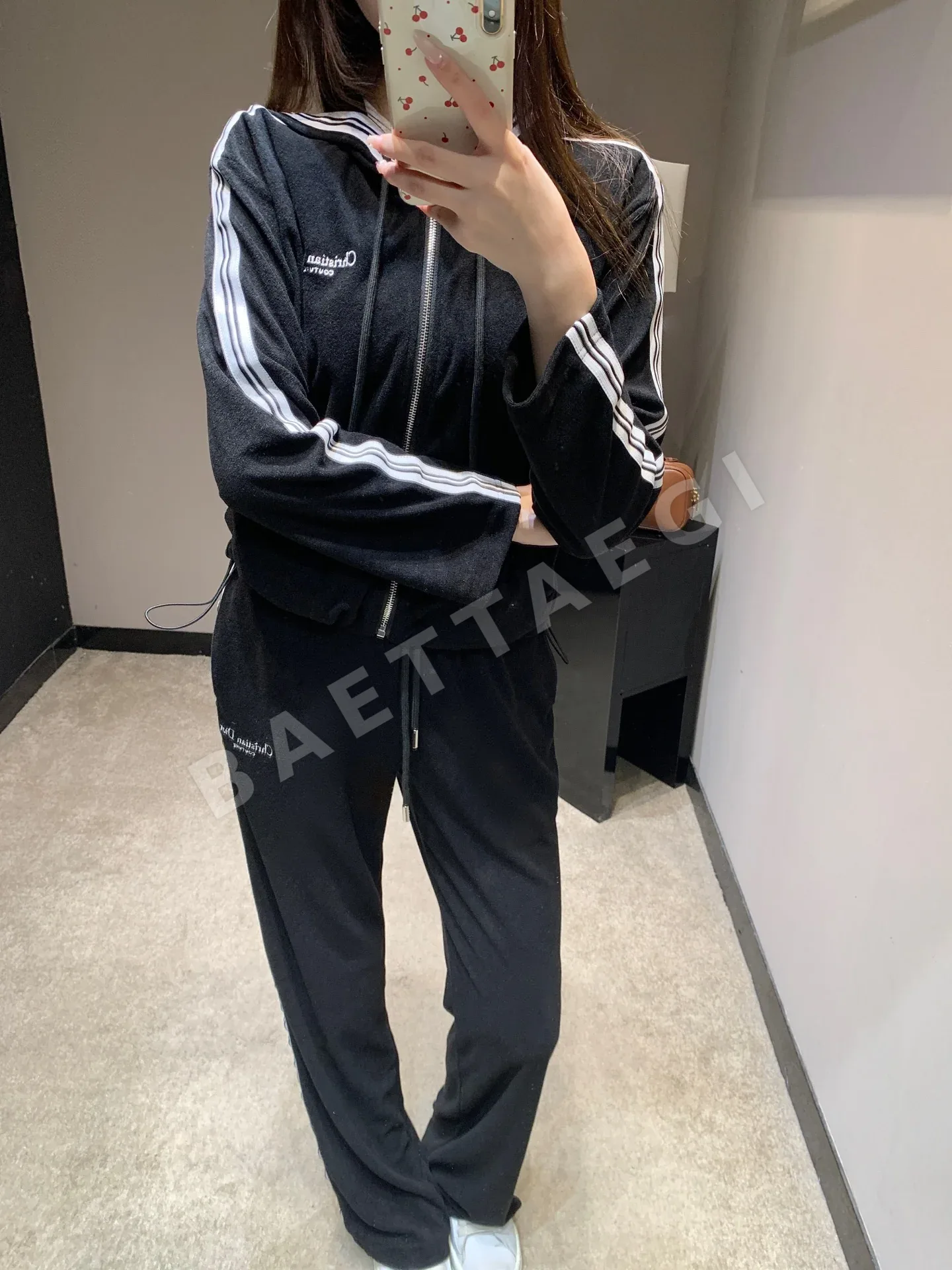 디올 레터 자수 후드 재킷 팬츠 세트 상세 이미지 2