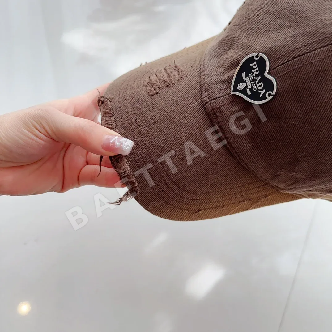 프라다 베이스볼캡 상세 이미지 3