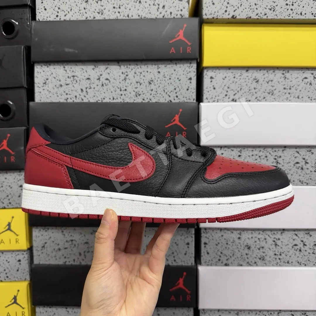 나이키 [PK] 조던 1 레트로 로우 OG IW6276-001 201958 Nike Jordan 1 Retro Low OG Banned .5 상세 이미지 2