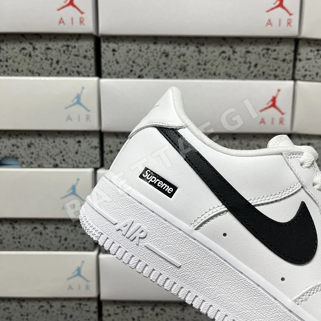나이키 [MAX] 에어 포스 1 로우 CU9225-102 201087 Nike Air Force 1 Low Supreme White Black 상세 이미지 6