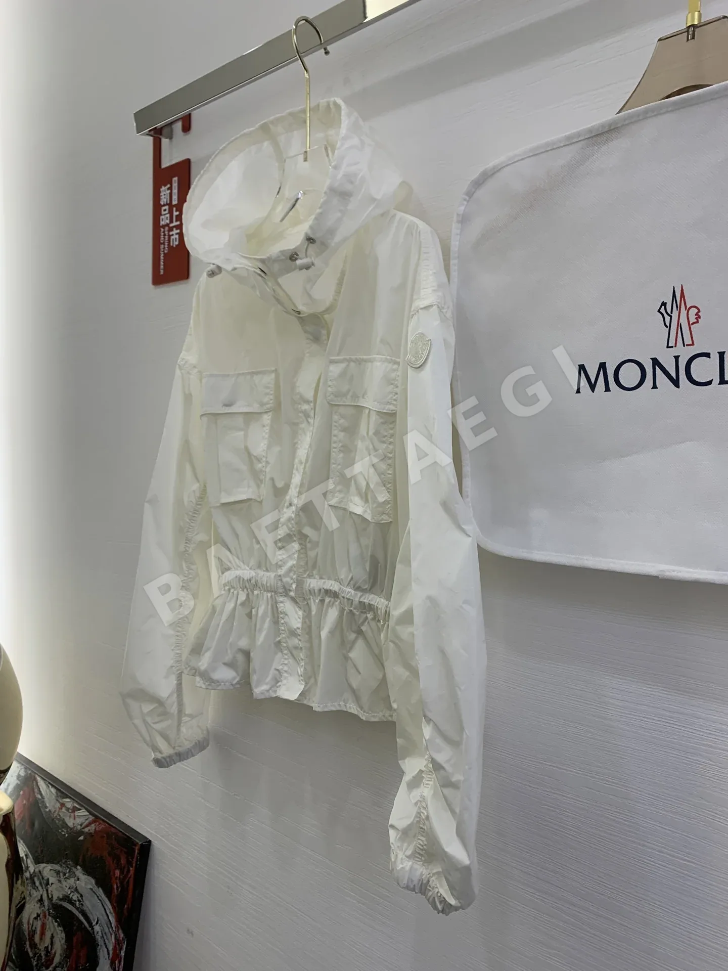 몽클레르 여성 후드 나일론 재킷 6519 상세 이미지 2
