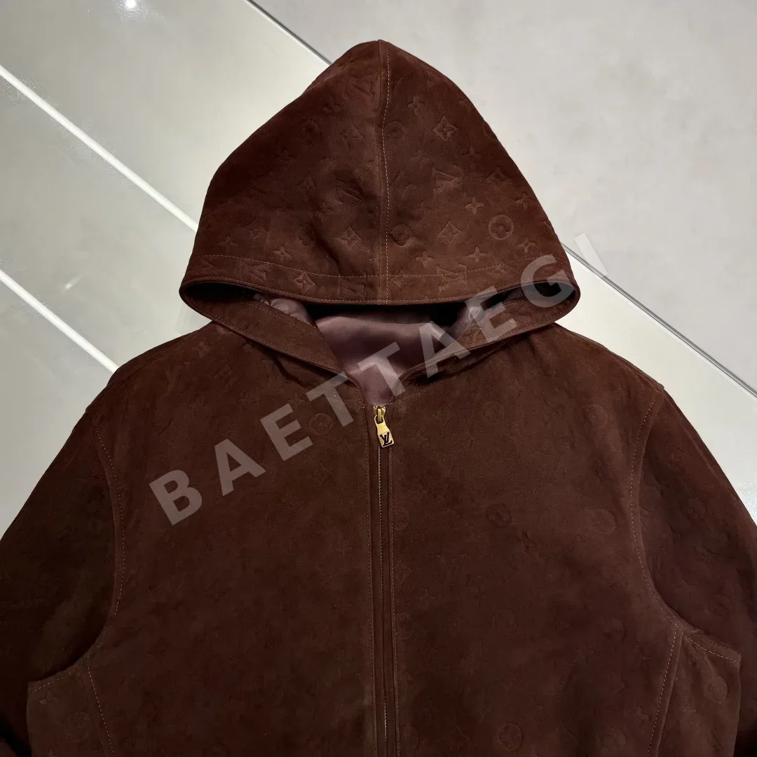 루이비통 램스킨 스웨이드 모노그램 후드 파카 남성의류 상세 이미지 7