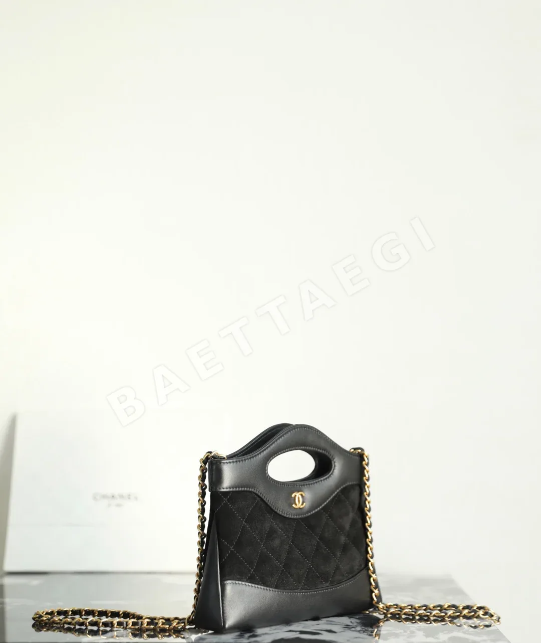 샤넬 스웨이드 블랙 미니 가방 C-501 상세 이미지 4