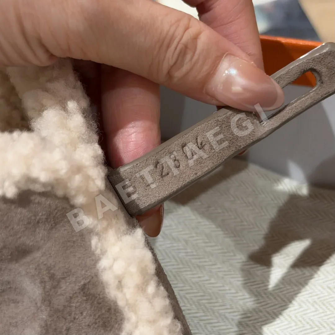 에르메스 샌들 Étoupe goatskin 상세 이미지 9