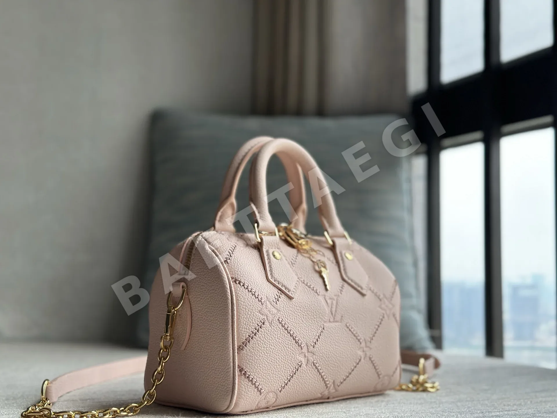 루이비통 모노그램 앙프랑트 스피디 밴드리에 20 핸드백 M28529 상세 이미지 2