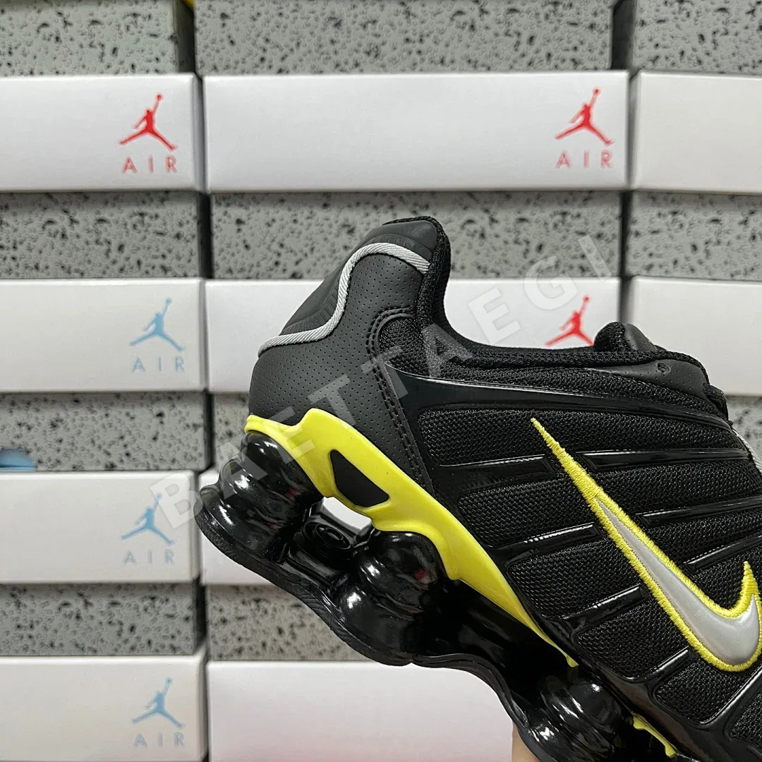 나이키 [MAX] 샥스 TL CN0151-002 201237 Nike Shox TL Black Dynamic Yellow Metallic 상세 이미지 9