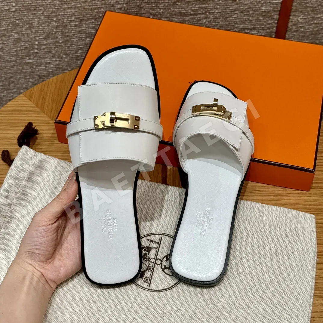 에르메스 줄리아 샌들 화이트 카프스킨 골드 하드웨어 상세 이미지 4