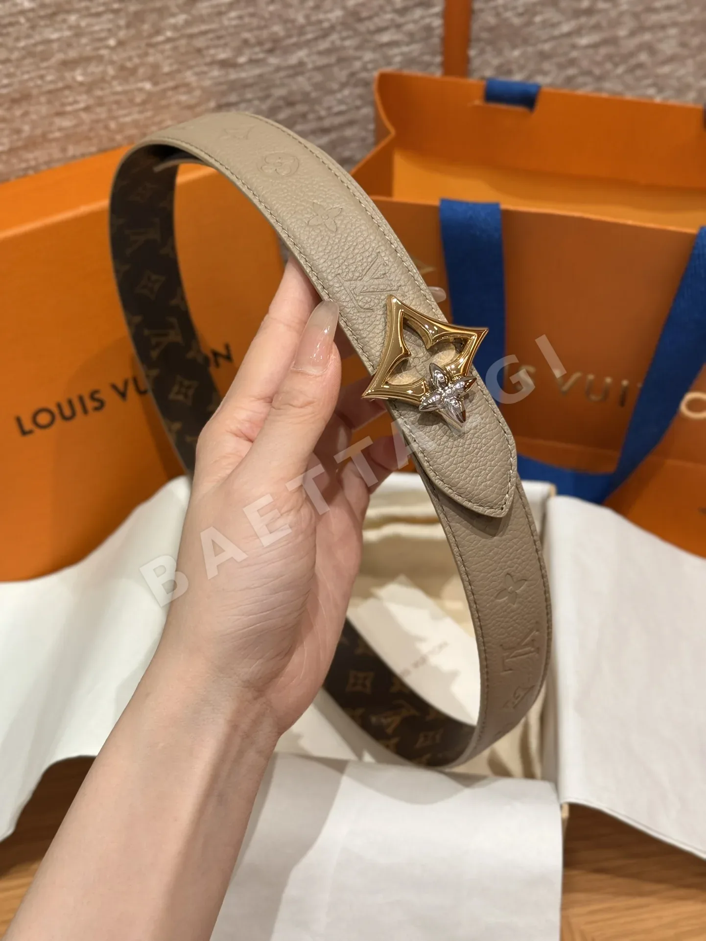 루이비통 모노그램 리버시블 벨트 상세 이미지 3
