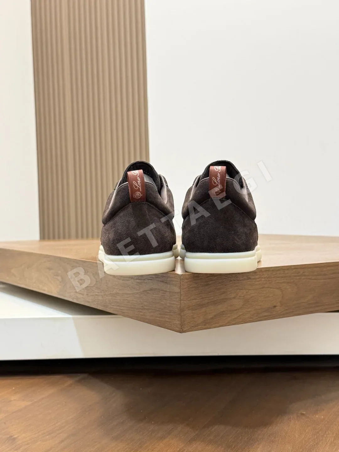 로로피아나 소호 워크 슬립온 신발 상세 이미지 8